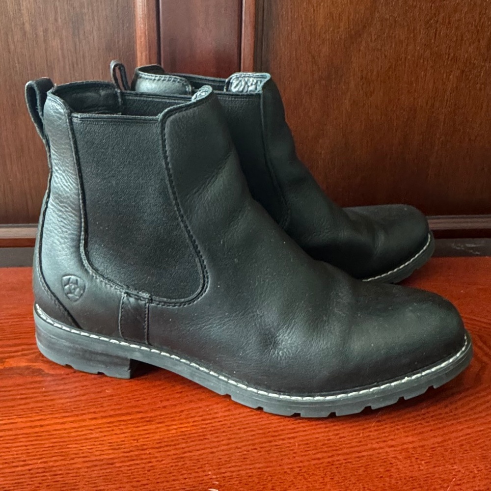 Ariat Wexford Waterproof Chelsea Boots - Black - 9B - XLNT